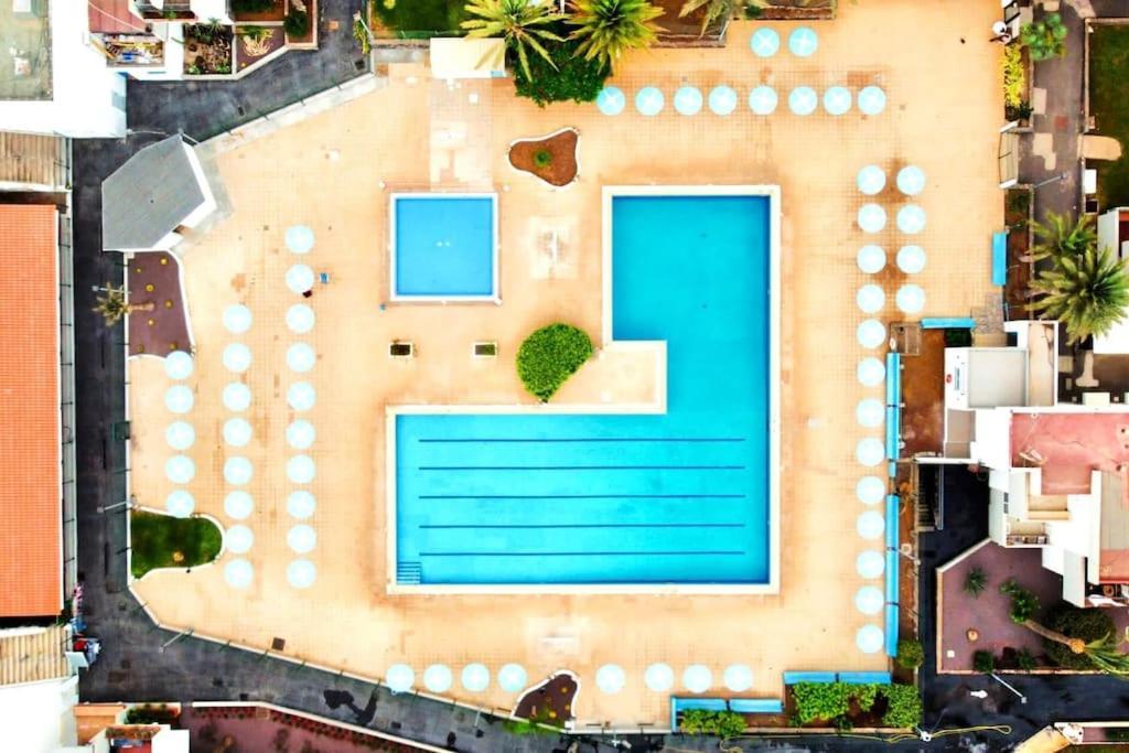 Apartamento Con Piscina Sur De Tenerife コスタ・デル・シレンチオ エクステリア 写真