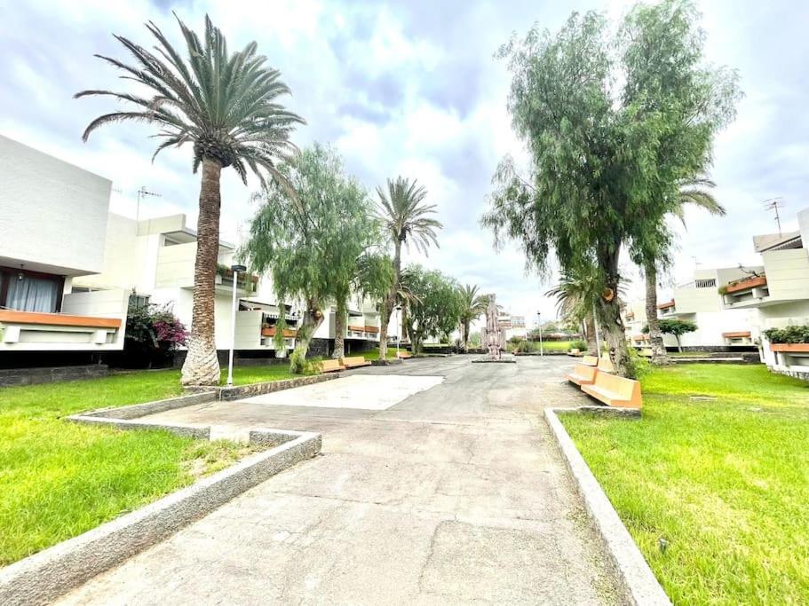 Apartamento Con Piscina Sur De Tenerife コスタ・デル・シレンチオ エクステリア 写真