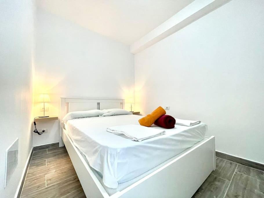 Apartamento Con Piscina Sur De Tenerife コスタ・デル・シレンチオ エクステリア 写真