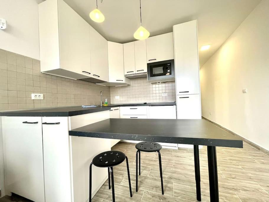Apartamento Con Piscina Sur De Tenerife コスタ・デル・シレンチオ エクステリア 写真